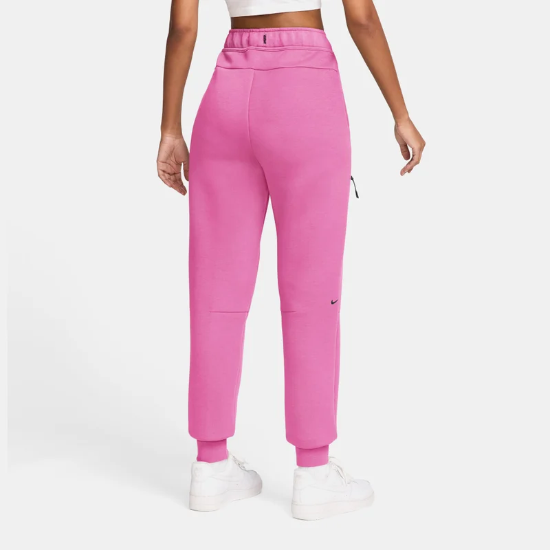 Nike Pink Women's Sportswear Tech Fleece Joggers for Women | Best Price UAE